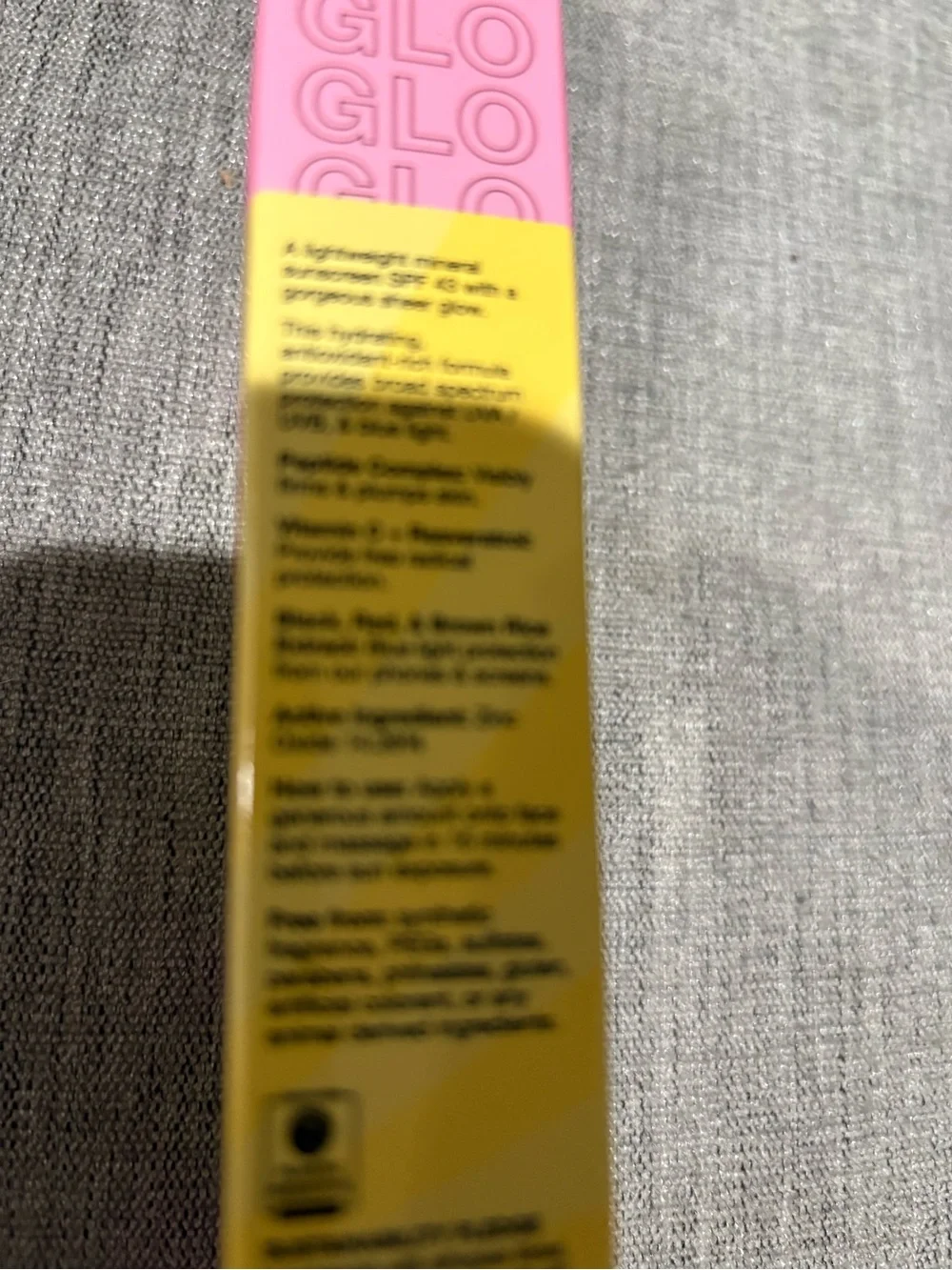 Mineral Sun Glow SPF 43 Broad Spectrum Sunscreen — Medium Deep (Pink/Yellow)